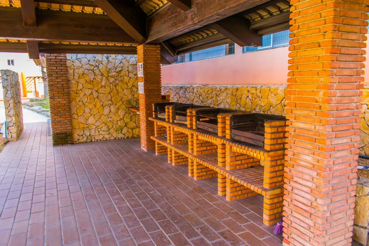 הוילה אלבופיירה Moradia Jardins Do Vale מראה חיצוני תמונה