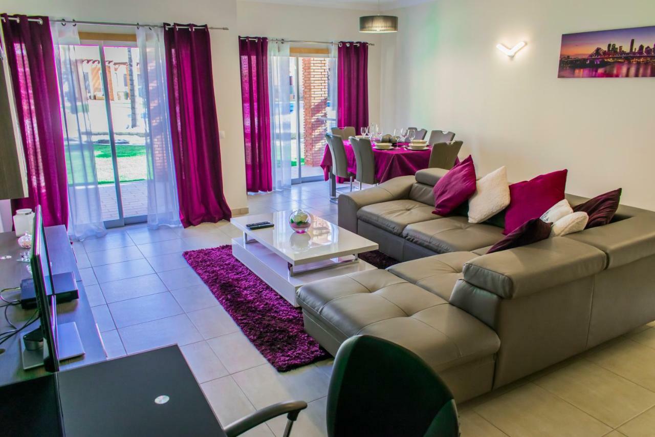 הוילה אלבופיירה Moradia Jardins Do Vale מראה חיצוני תמונה